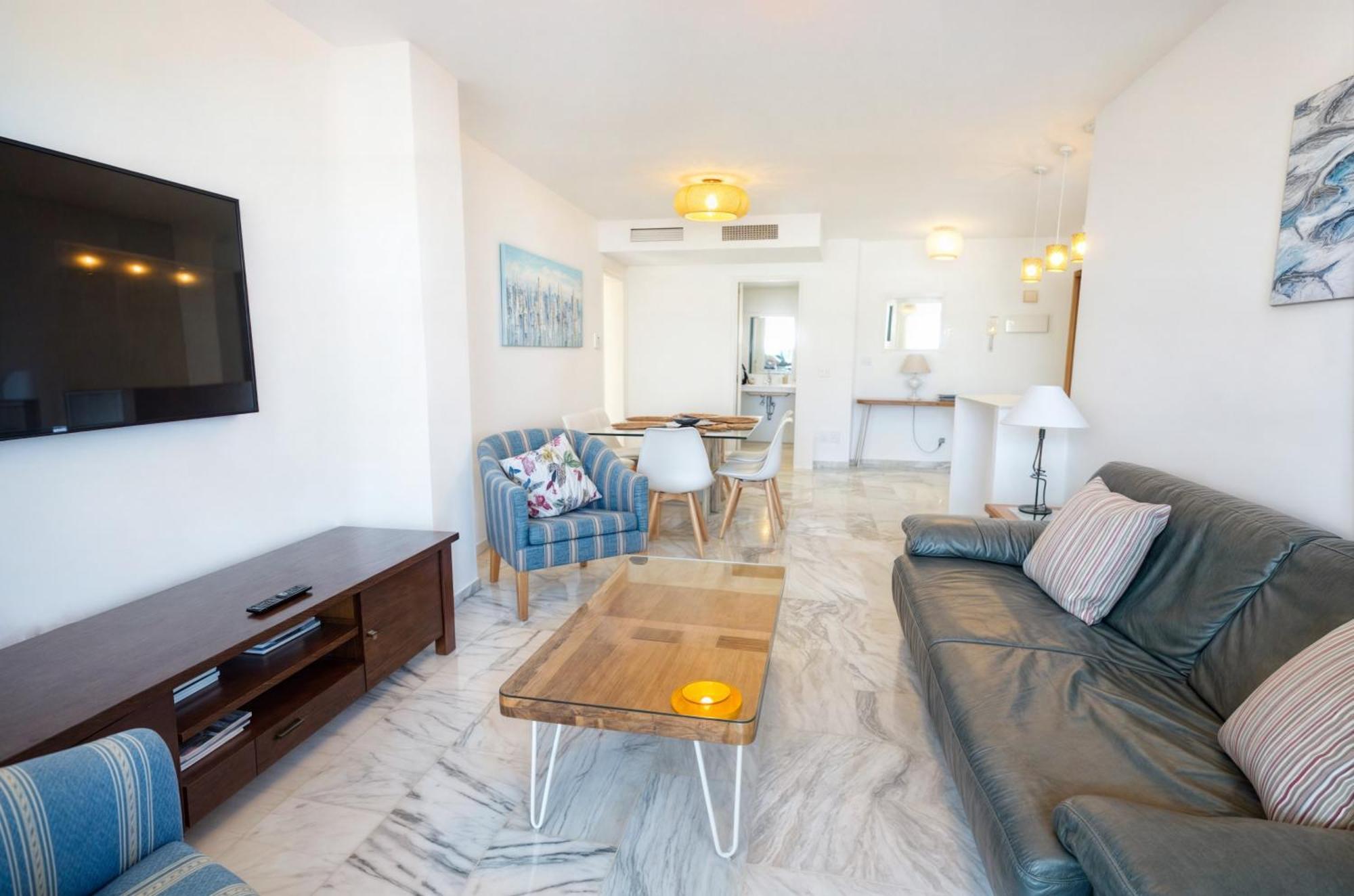 Apartamento Pilar มาร์เบยา ภายนอก รูปภาพ
