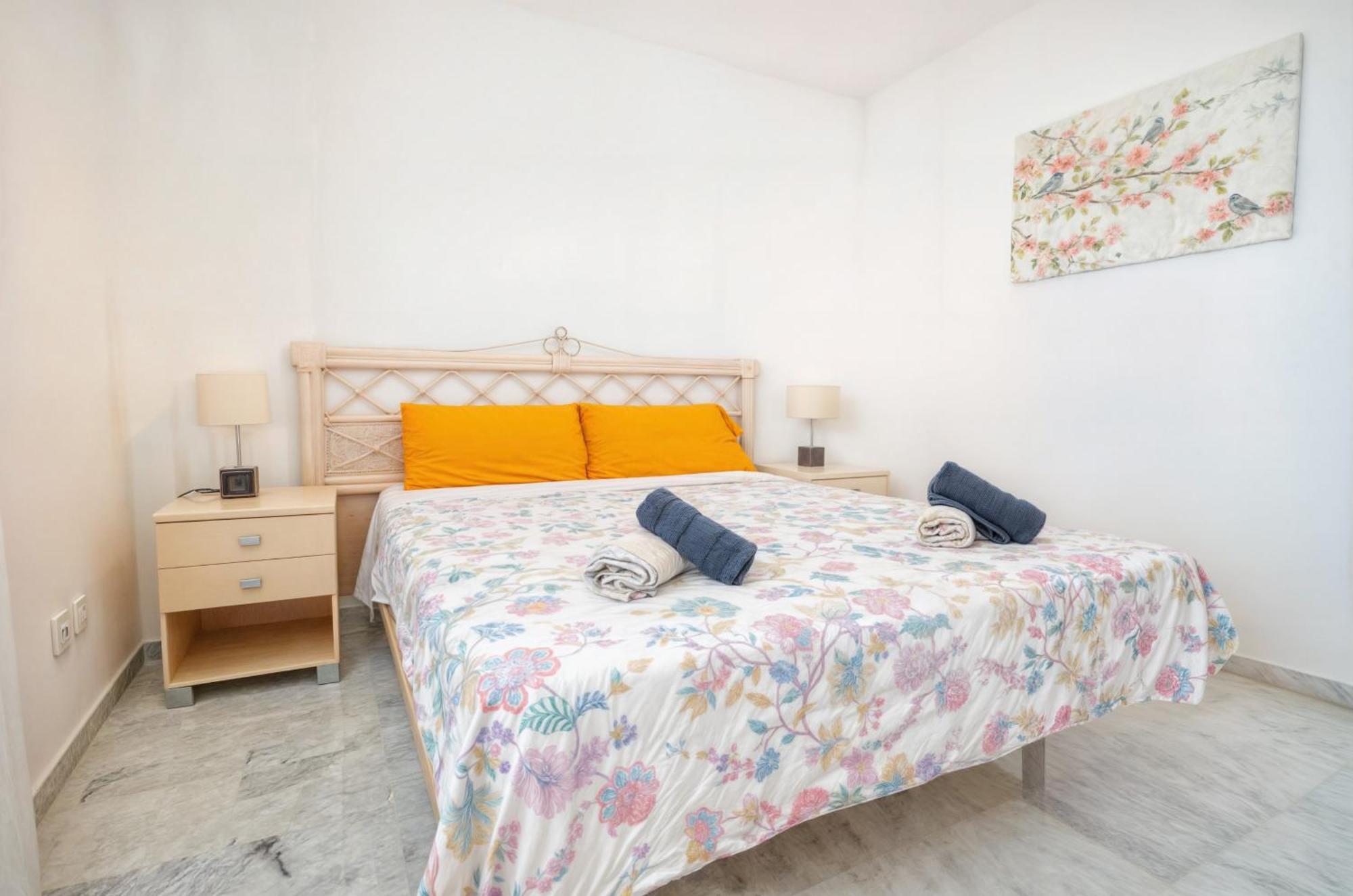 Apartamento Pilar มาร์เบยา ภายนอก รูปภาพ