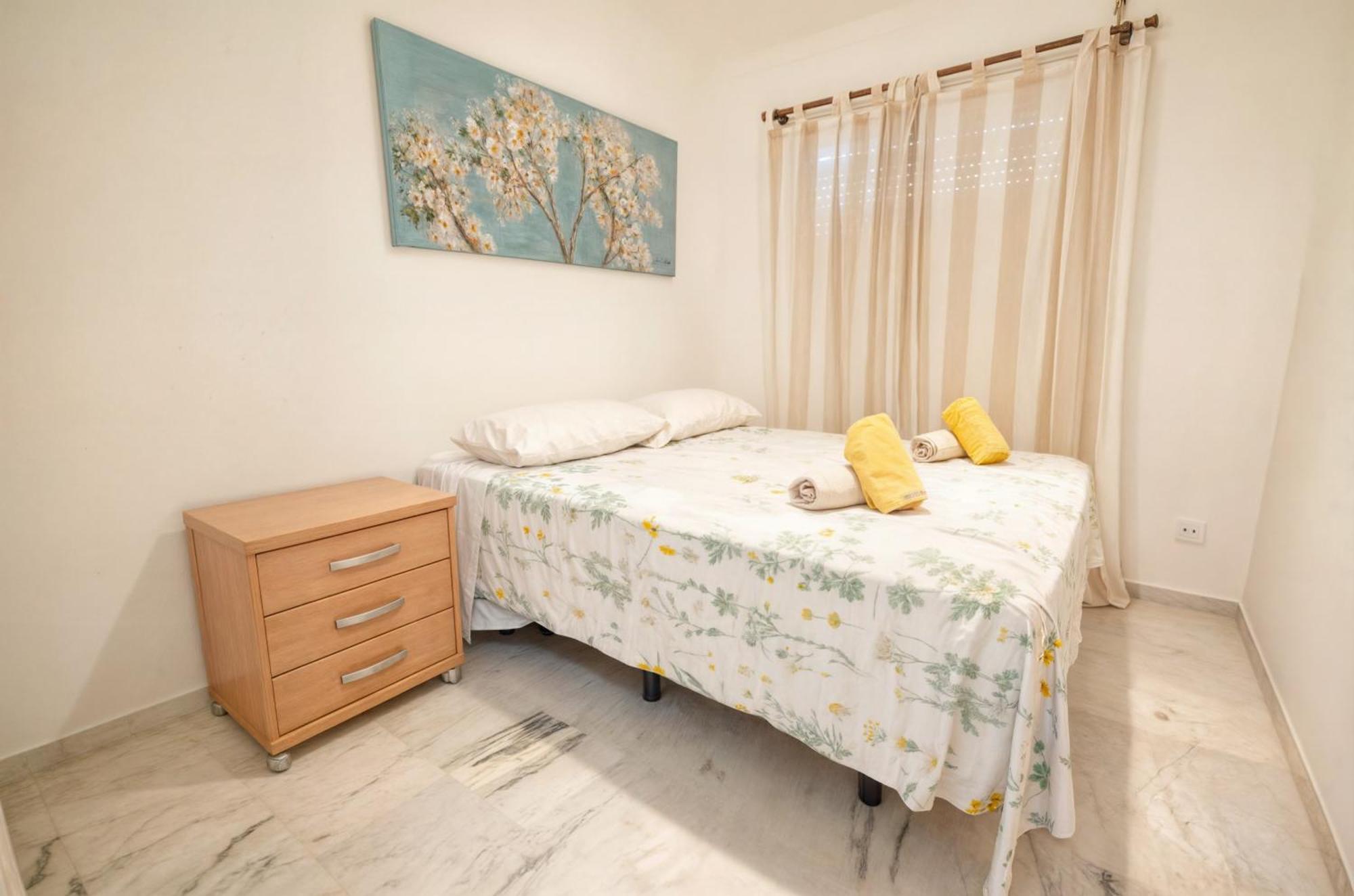 Apartamento Pilar มาร์เบยา ภายนอก รูปภาพ