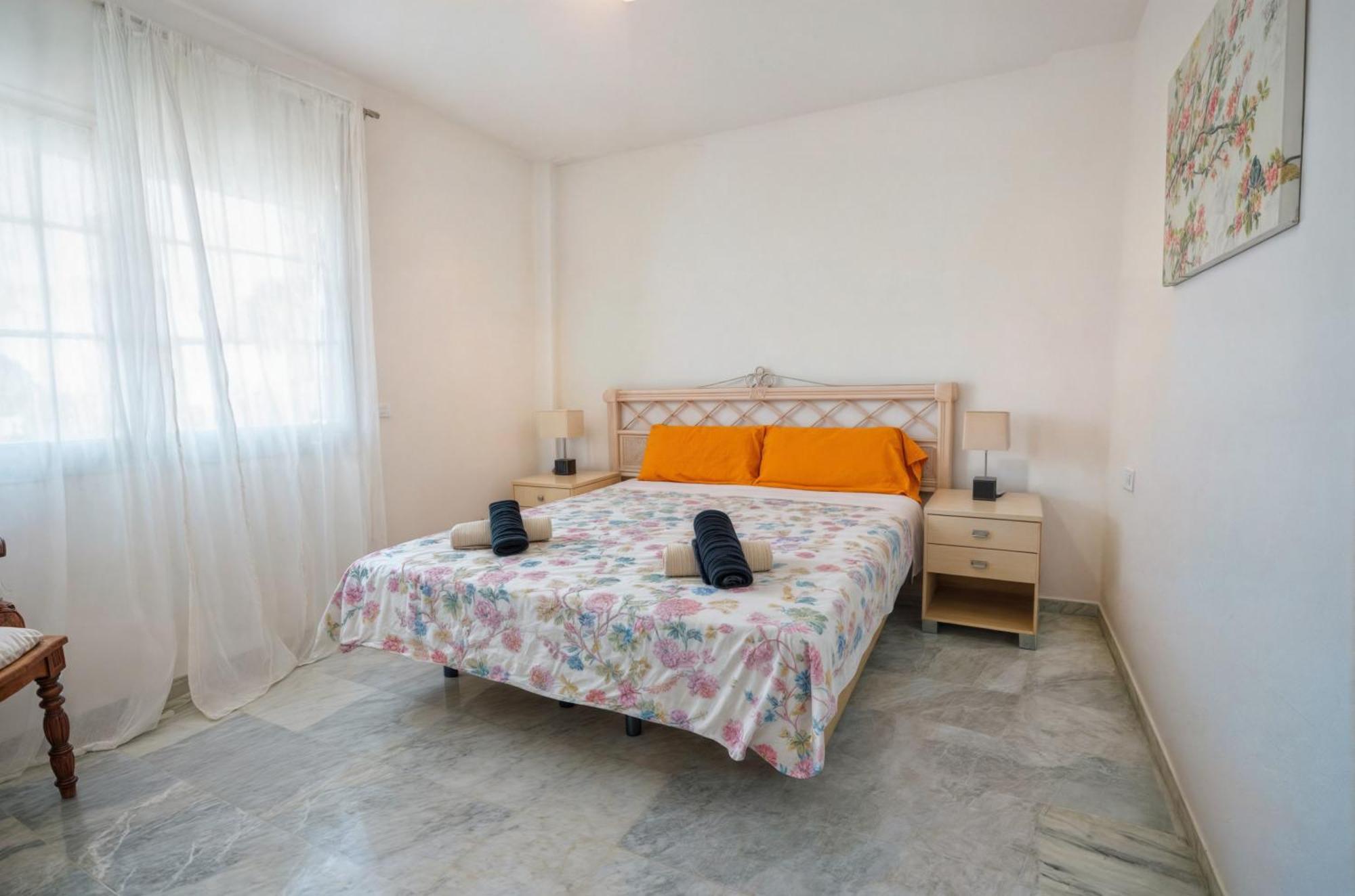 Apartamento Pilar มาร์เบยา ภายนอก รูปภาพ