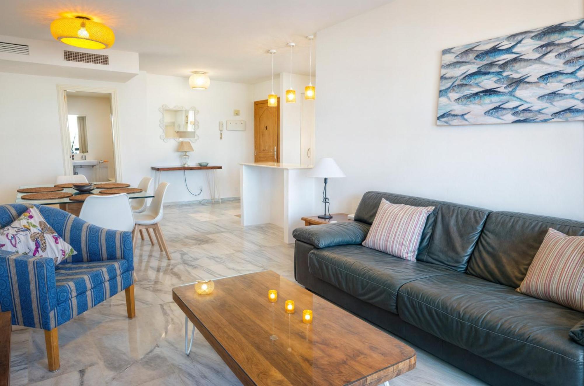 Apartamento Pilar มาร์เบยา ภายนอก รูปภาพ