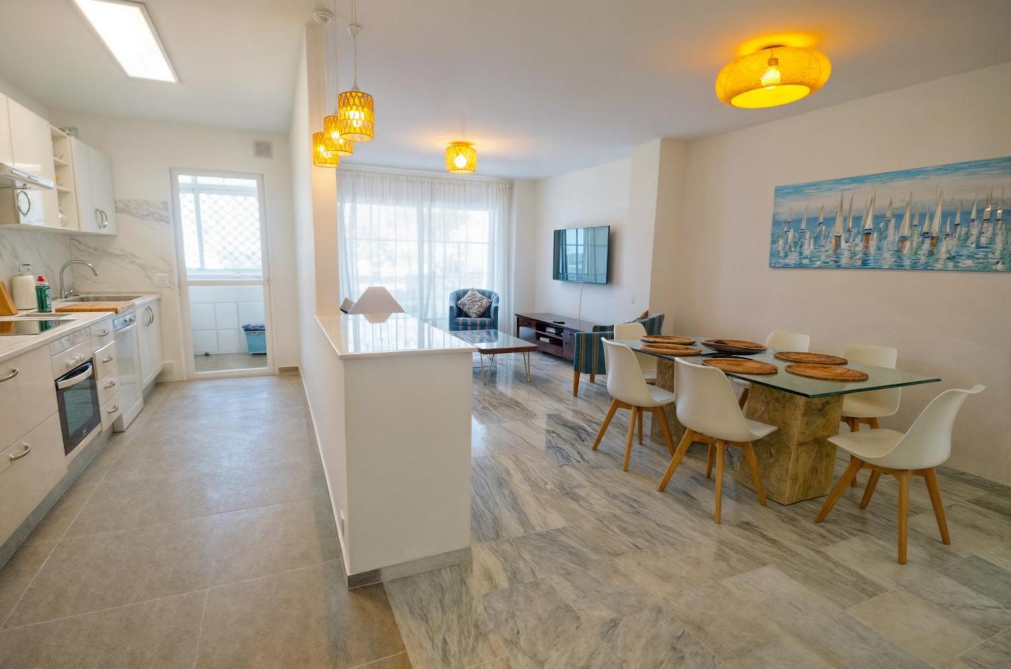Apartamento Pilar มาร์เบยา ภายนอก รูปภาพ