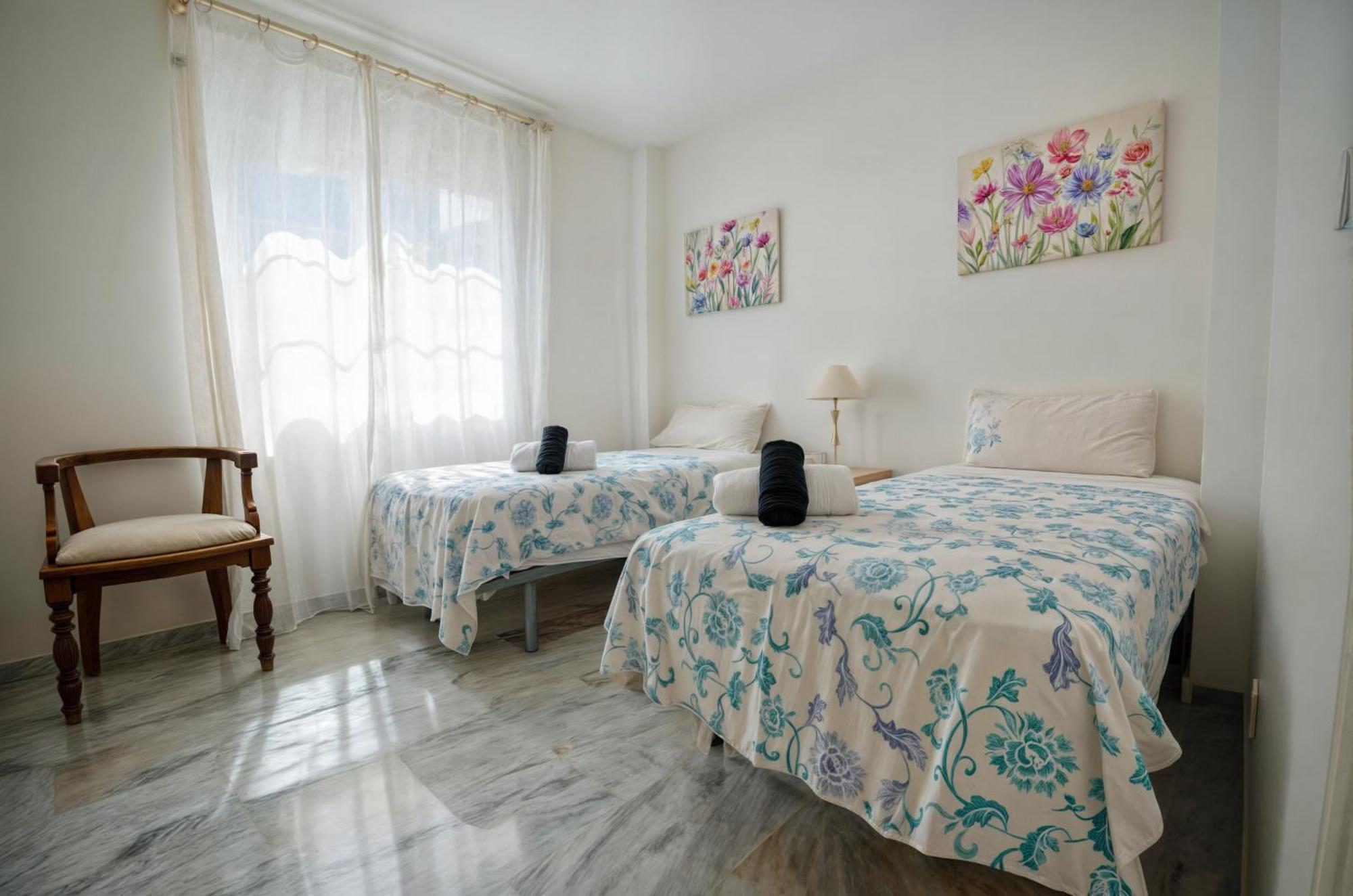 Apartamento Pilar มาร์เบยา ภายนอก รูปภาพ
